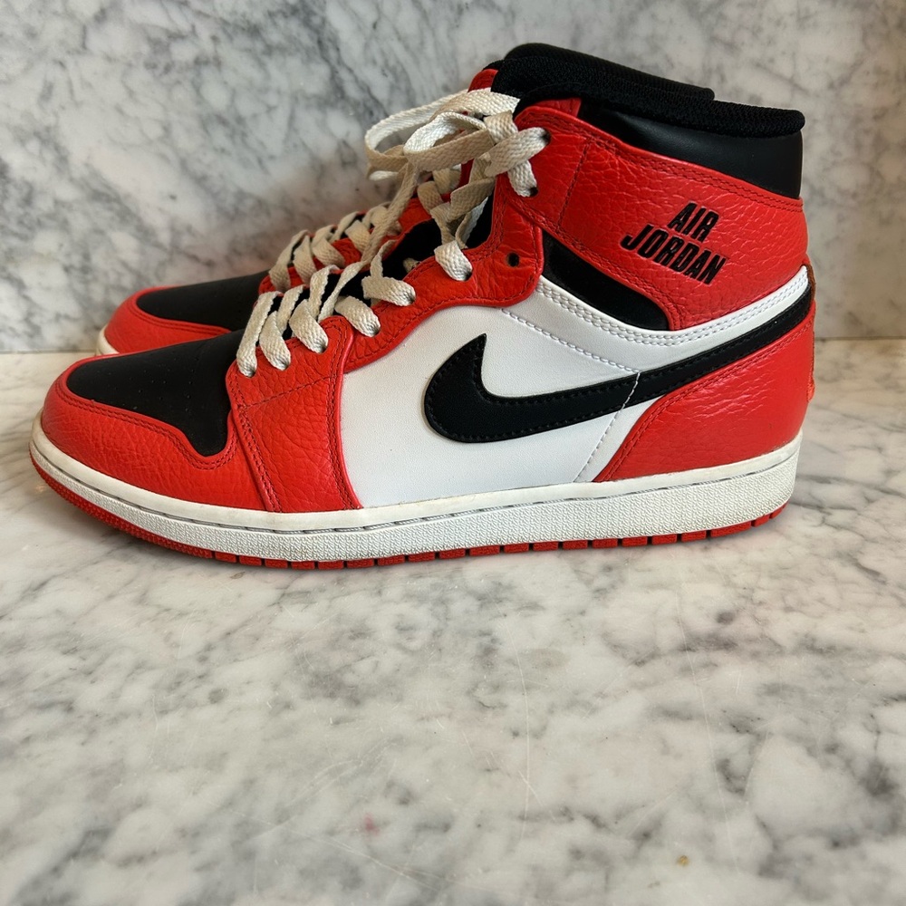 Air Jordan 1 Retro High 'Rare Air - Max Orange' Men’s Size 9
